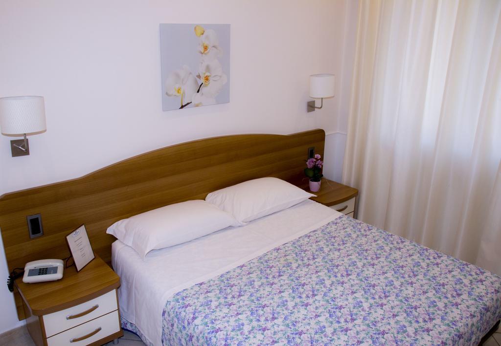 Hotel Ristorante Sbranetta Rozzano Bagian luar foto